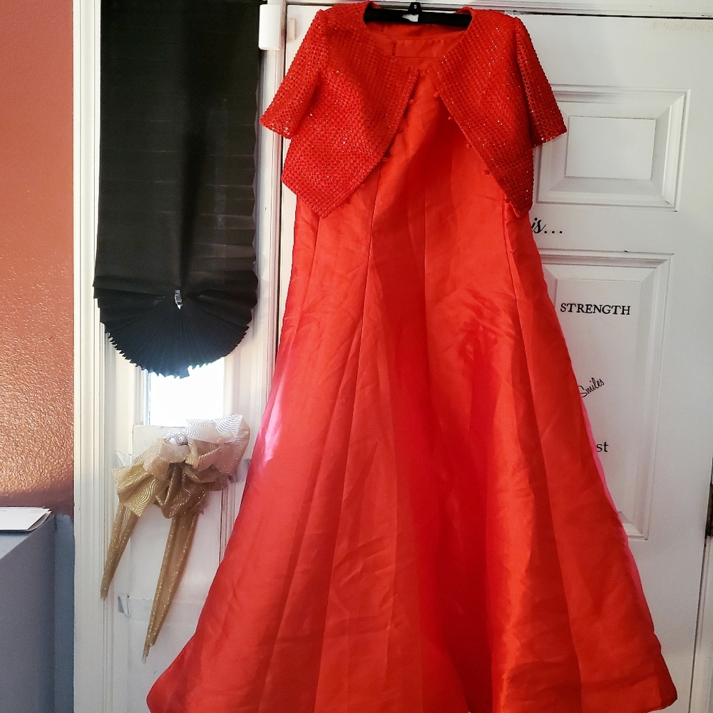 2 piece gown